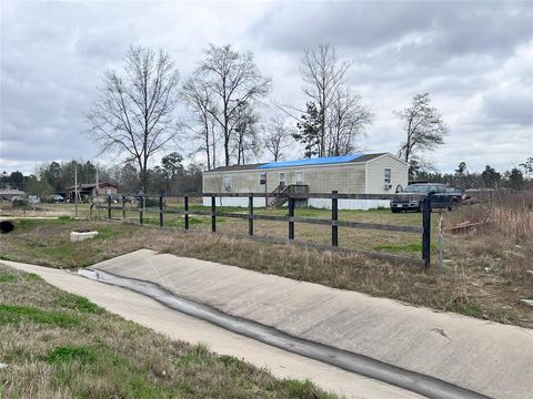 Photo of 1052 Road 5260, Cleveland, TX 77327 (MLS # 44069290)