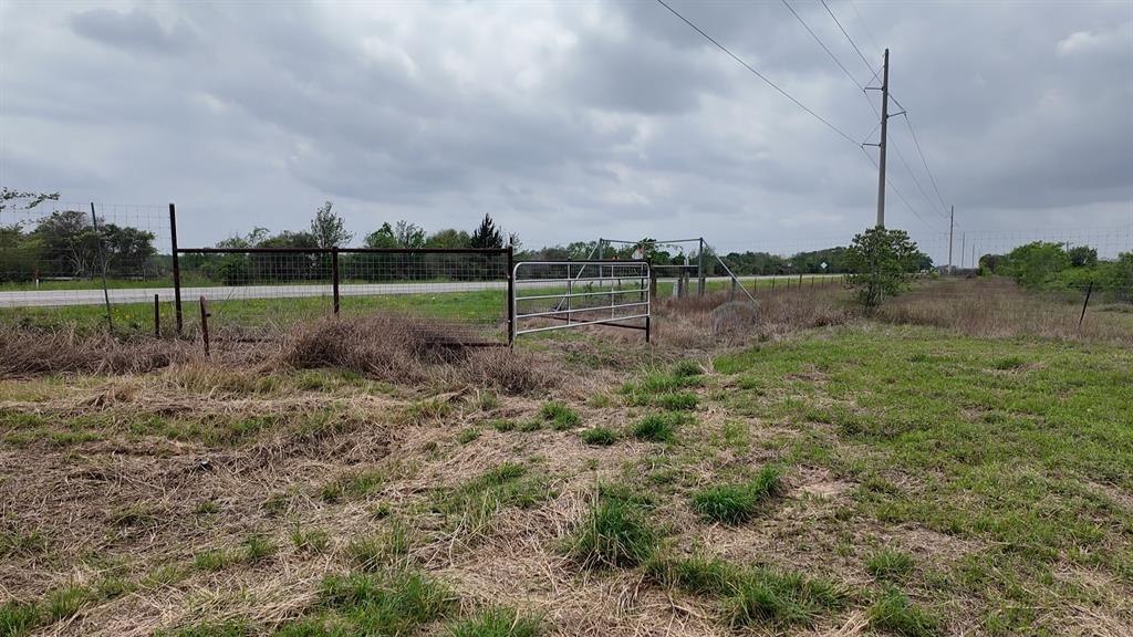 000 Pintail Lane, Columbus, Texas image 5