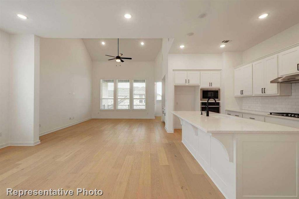 27019 Aurora Garden Lane, Katy, Texas image 11