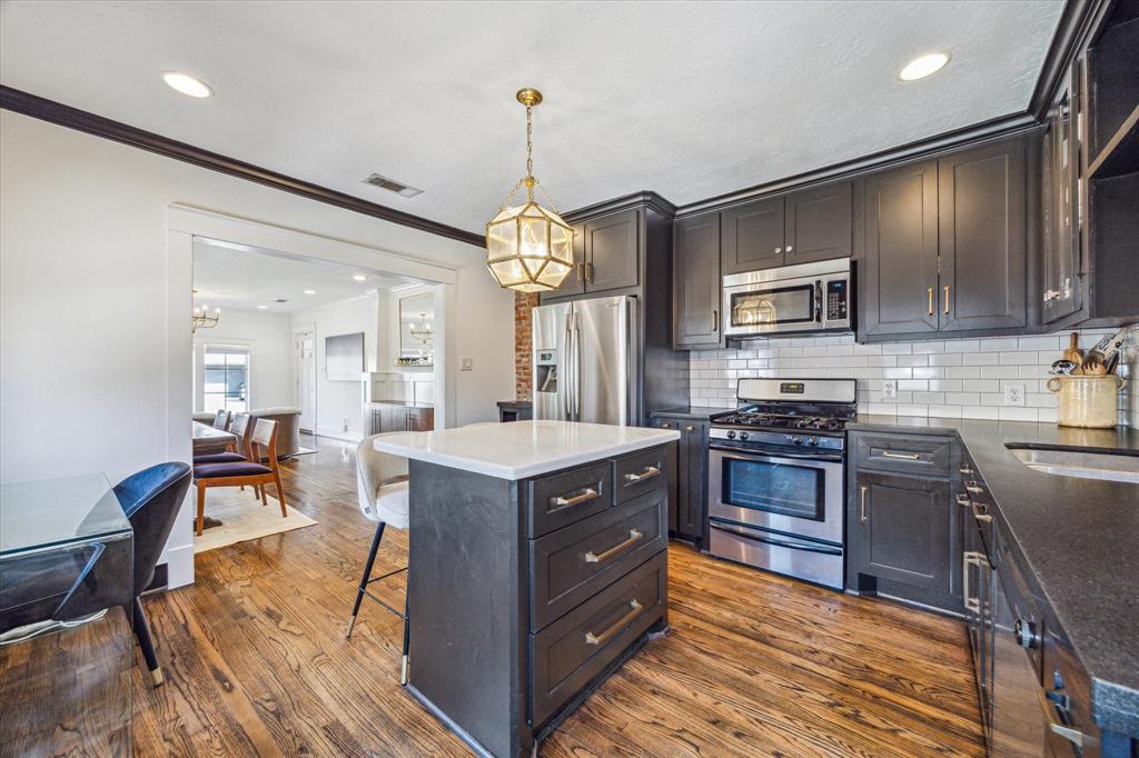 2229 Singleton Street, Houston, Texas image 11
