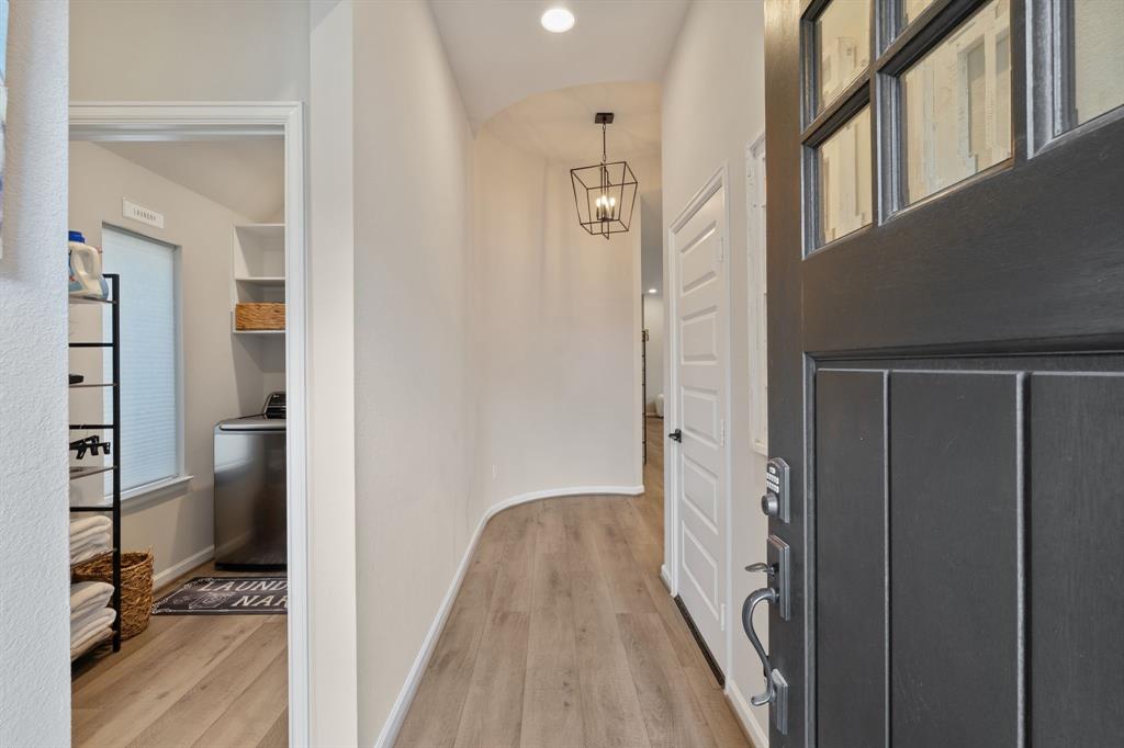 400 Rise Lane, Montgomery, Texas image 3