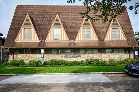 2574 Marilee Lane 1 Houston TX 77057