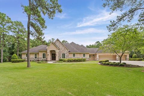 Photo of 32918 Couples Court, Magnolia, TX 77354 (MLS # 71431946)