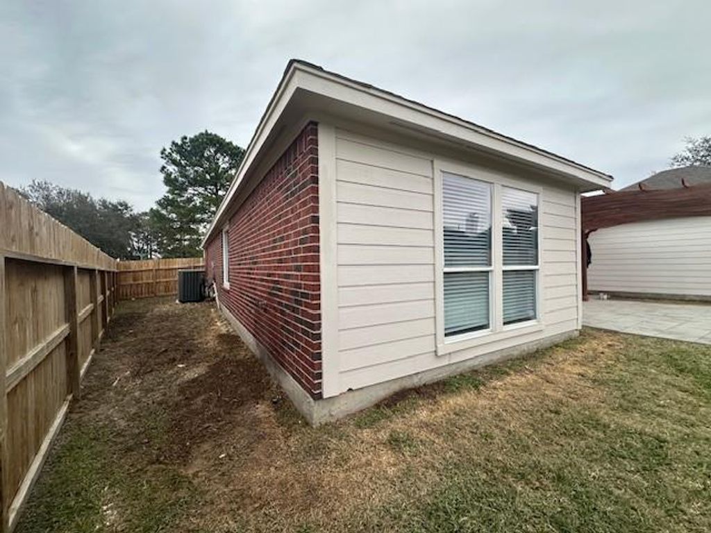 listing image 42