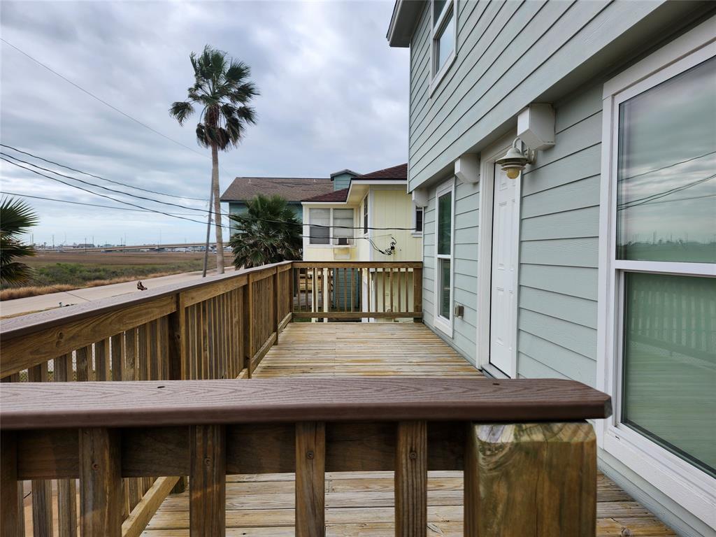 327 Swordfish Lane, Surfside Beach, Texas image 9