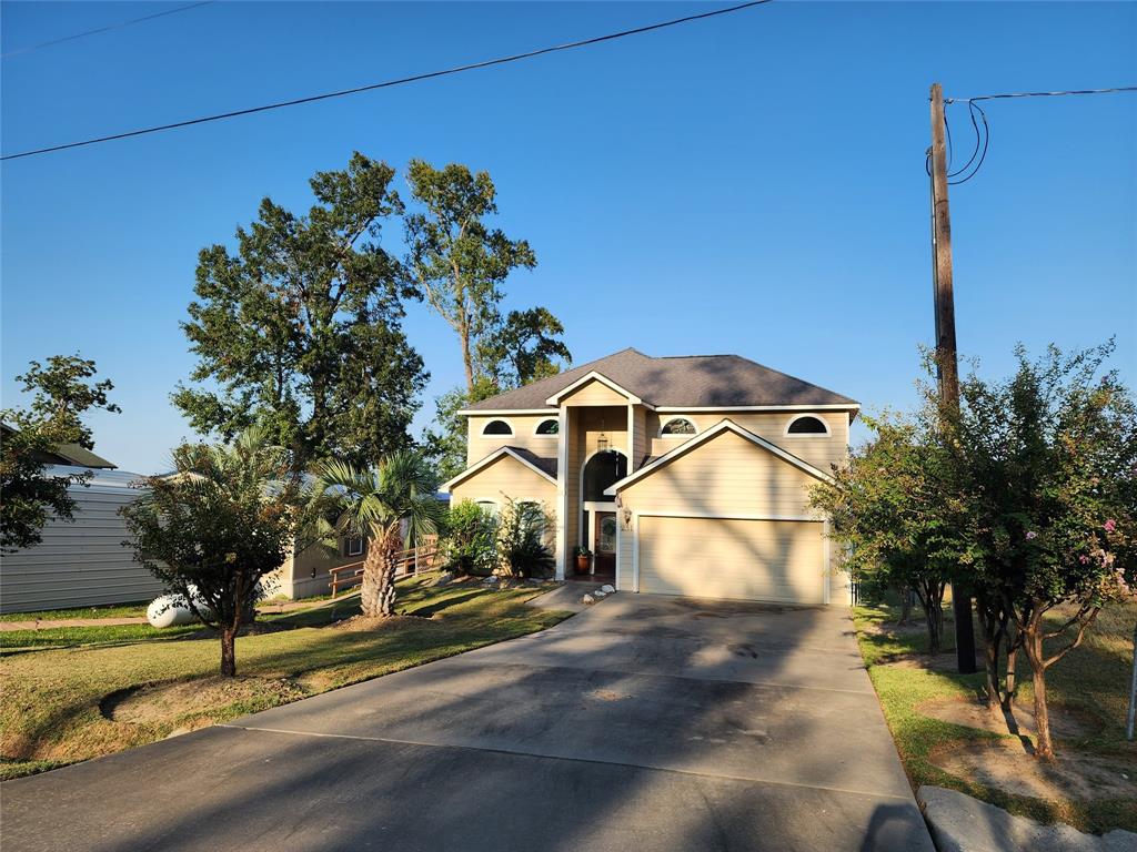 231 Key Largo Loop, Point Blank, Texas image 3