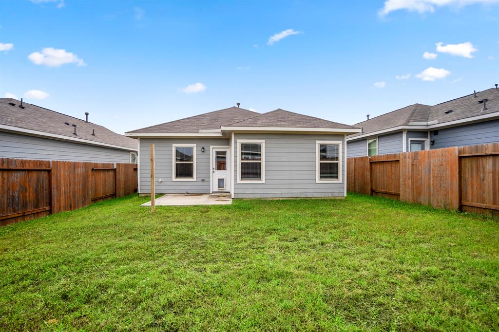 25807 Boxwood Hedge Lane, Tomball, Texas image 27