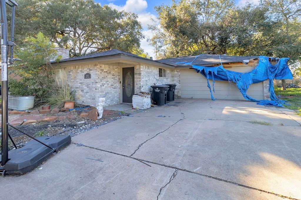 1611 Drexel Drive, Katy, Texas image 3