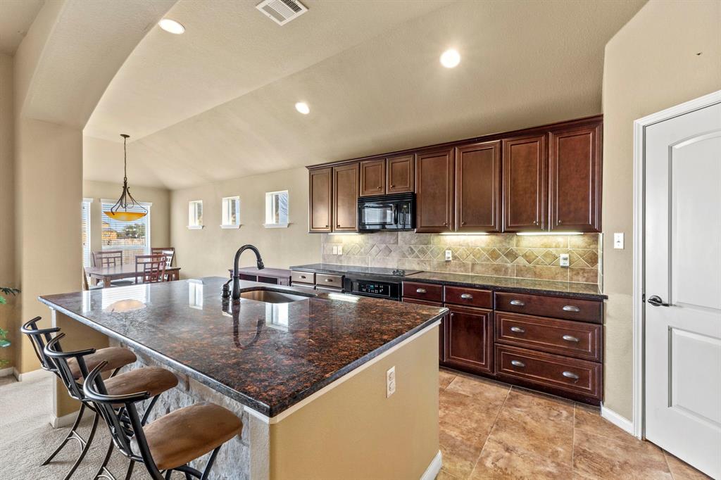 1006 Blackman Court, Hutto, Texas image 5