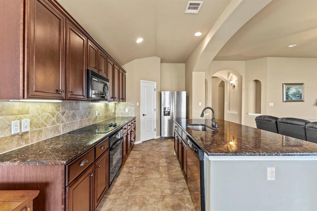 1006 Blackman Court, Hutto, Texas image 7