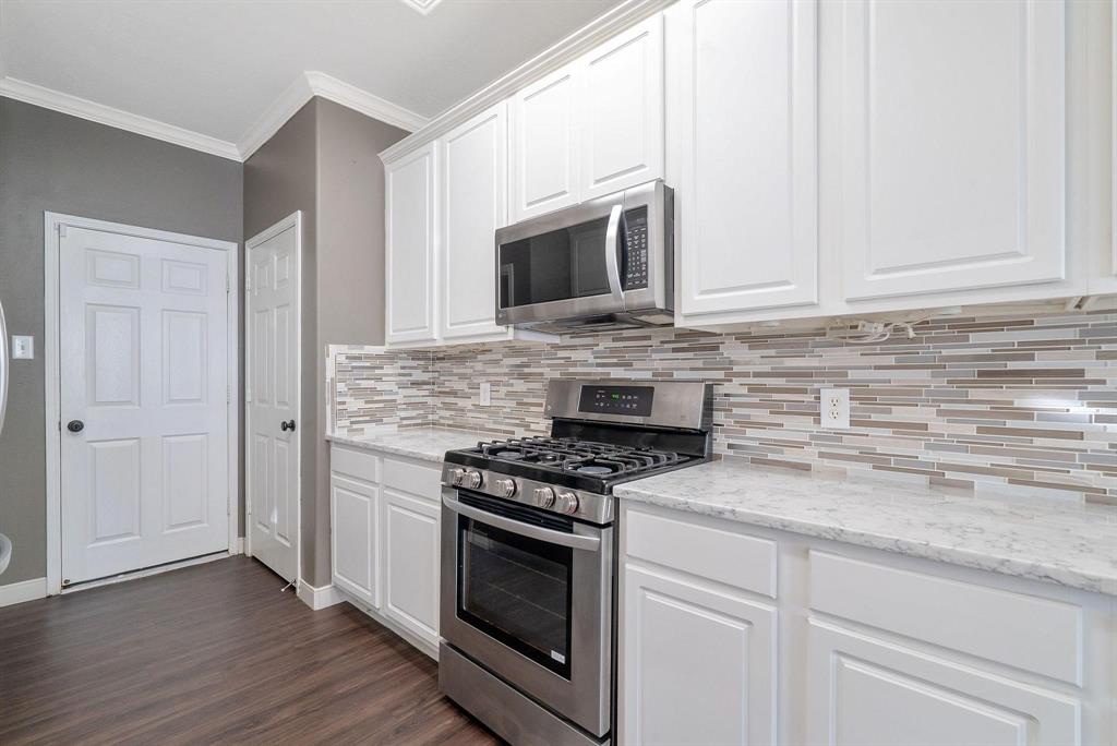 17139 Oakwood Chase Drive