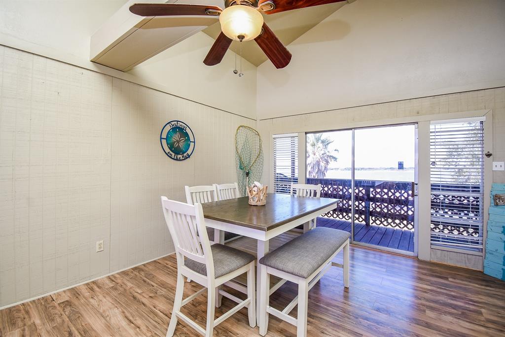 610 W Bayshore Drive, Palacios, Texas image 10