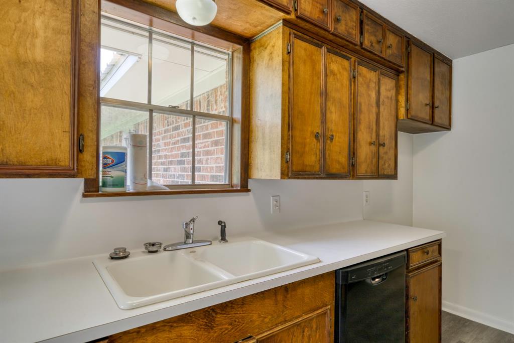 140 Crete Street, Normangee, Texas image 11