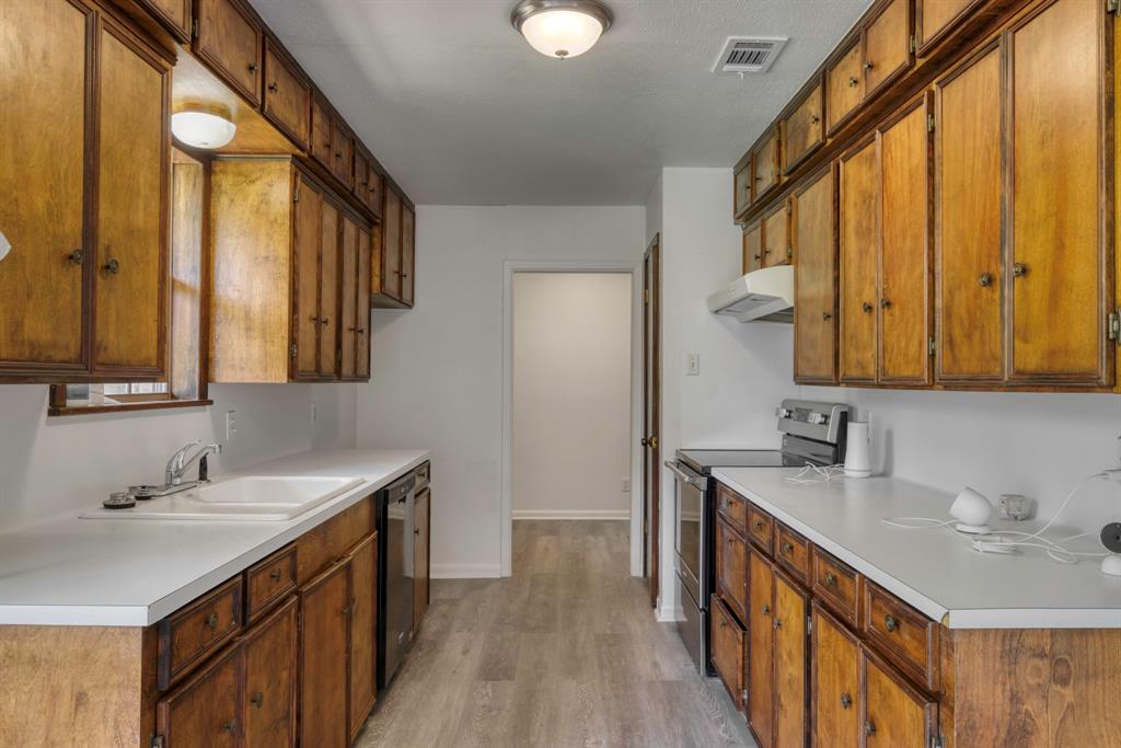 140 Crete Street, Normangee, Texas image 10