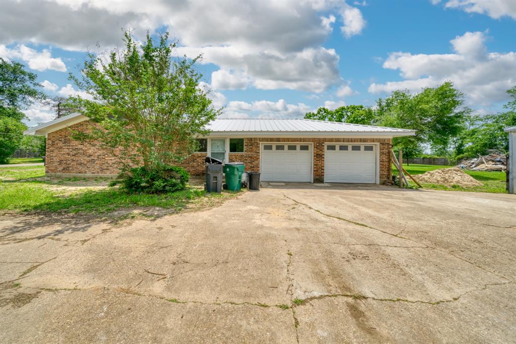 140 Crete Street, Normangee, Texas image 24