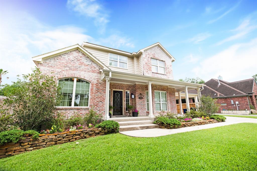 316 W Empress Lane