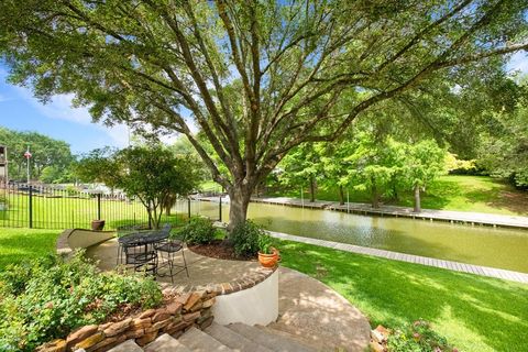 316 W Empress Lane League City TX 77573