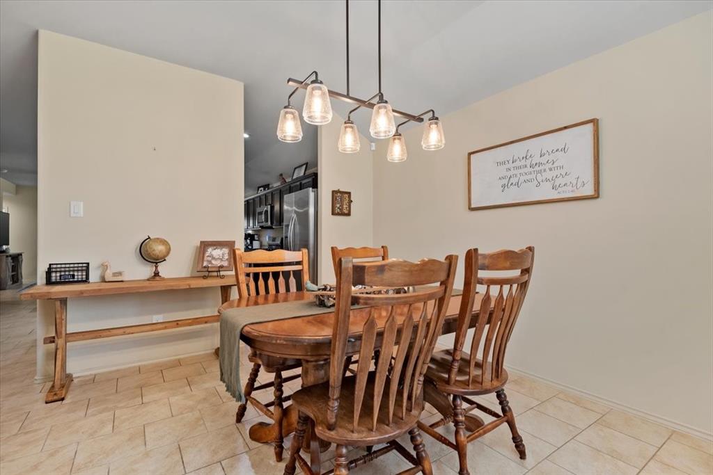 23707 Water Hickory Drive, Tomball, Texas image 4