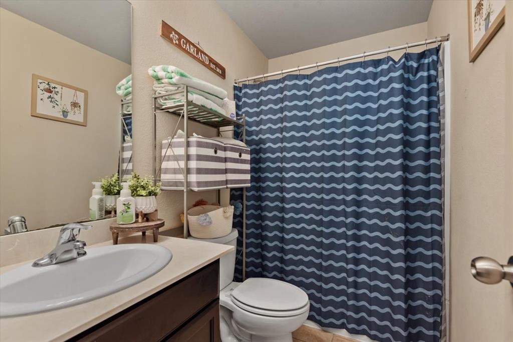 23707 Water Hickory Drive, Tomball, Texas image 17