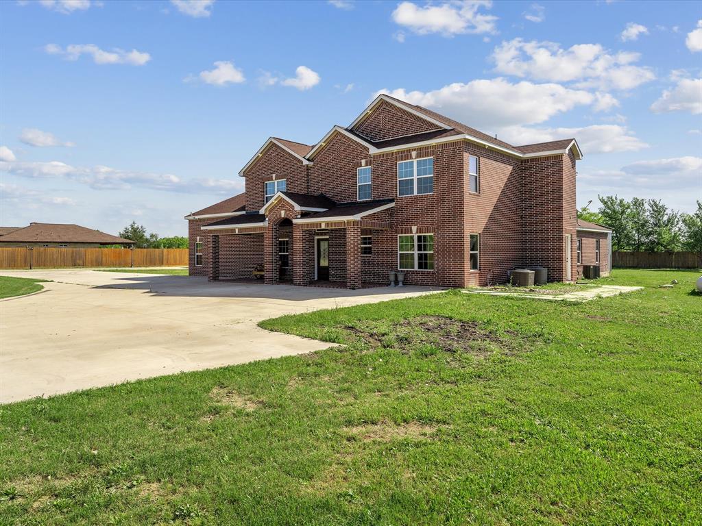 886 Zilss Road, La Grange, Texas image 3