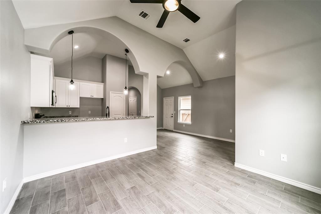 462 Westchase