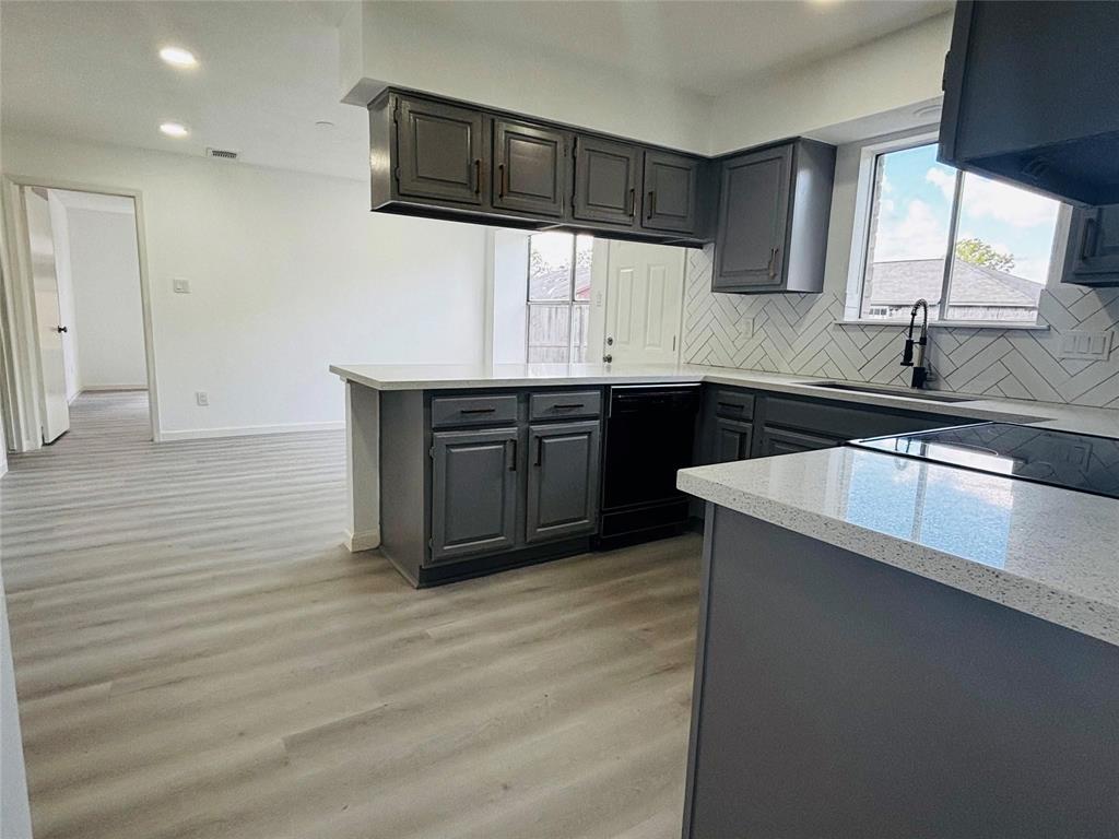 16246 Los Altos Drive