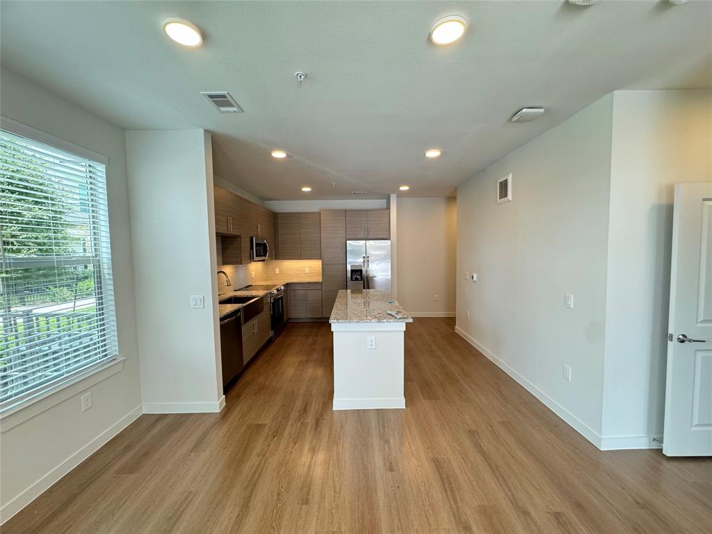 9302 Fry Rd A3-431