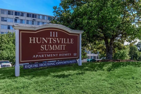 Condo For Rent - 111 NE Walker Ave Ave<br/> Huntsville, AL 35801