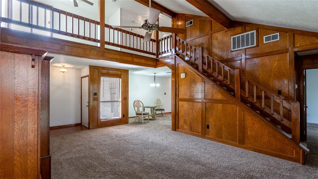 2916 Broadmoor Drive, Bryan, Texas image 9