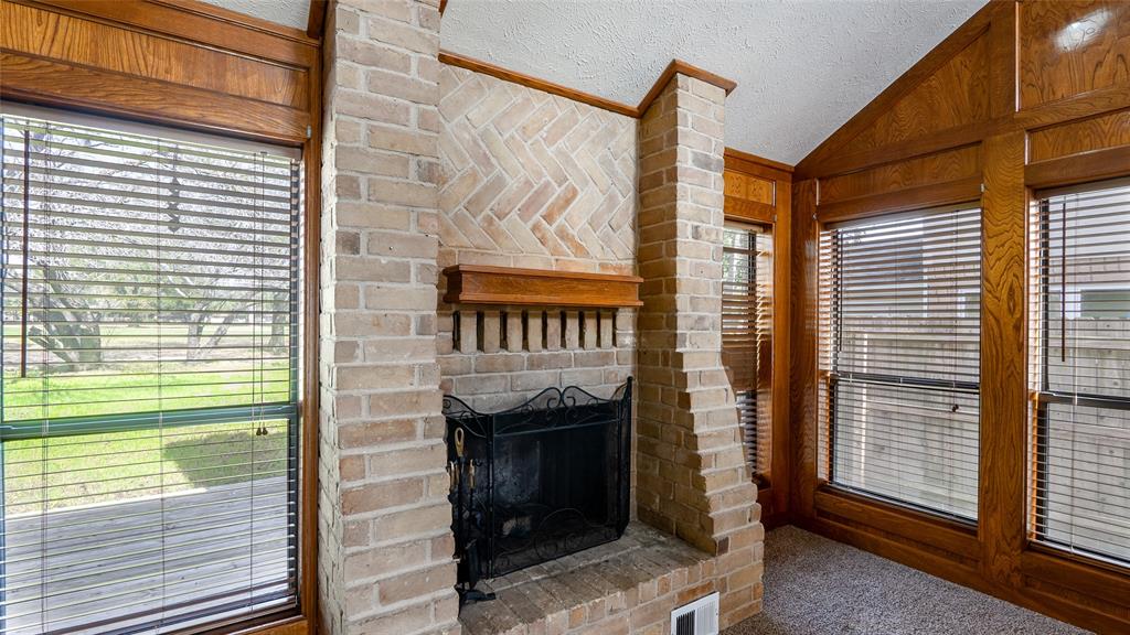 2916 Broadmoor Drive, Bryan, Texas image 7