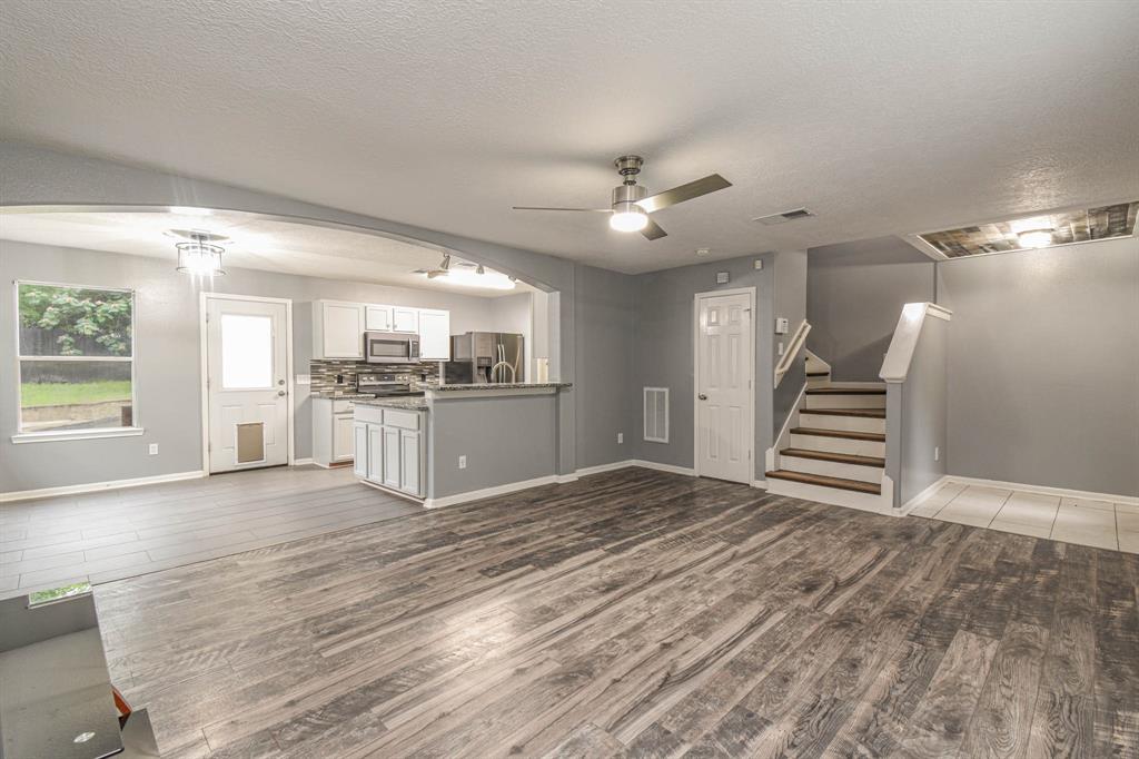 5509 N Buffalo Circle, Willis, Texas image 6