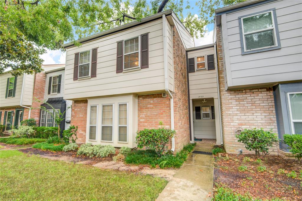 14123 Misty Meadow Lane, Houston, Texas image 3