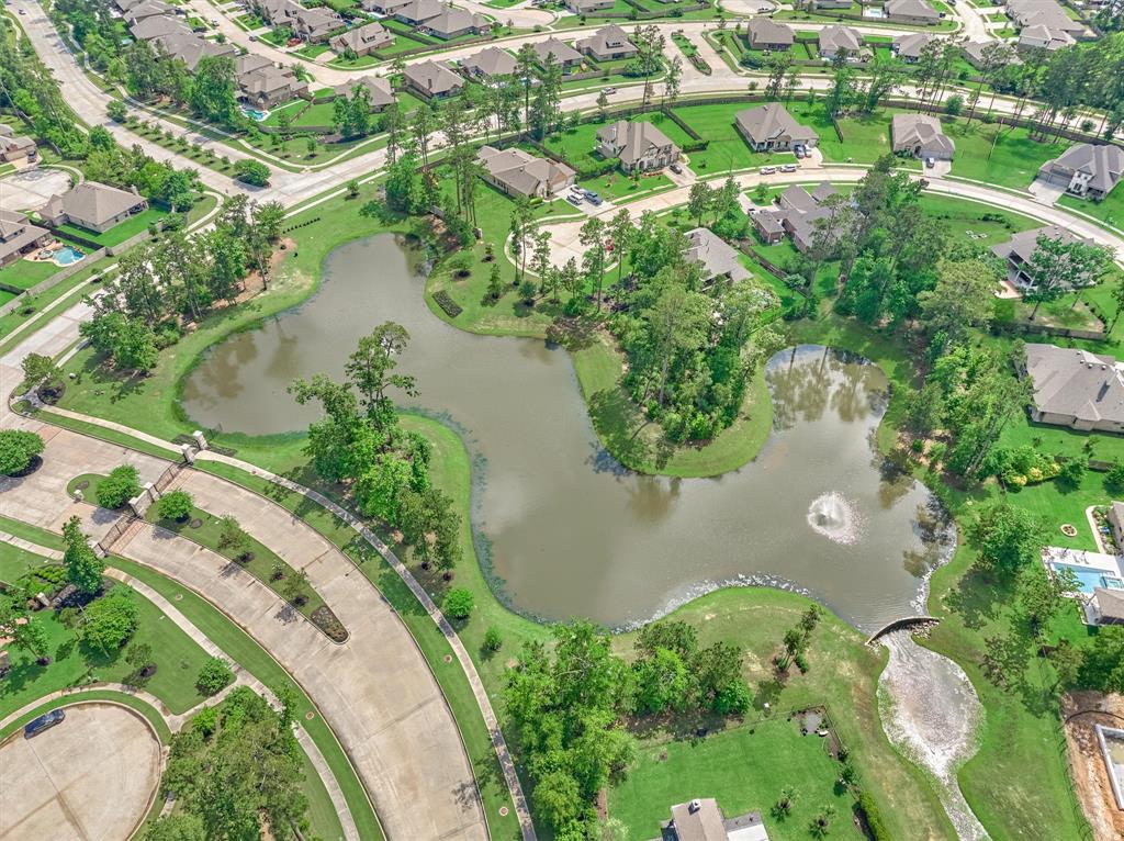 13919 Leigh Lake Lane, Conroe, Texas image 34