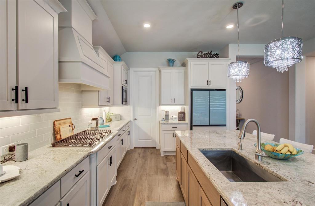 10014 Knollwood Lane, Missouri City, Texas image 31