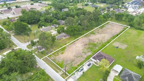 Photo of 3211 De Soto Street, Houston, TX 77091 (MLS # 73999995)