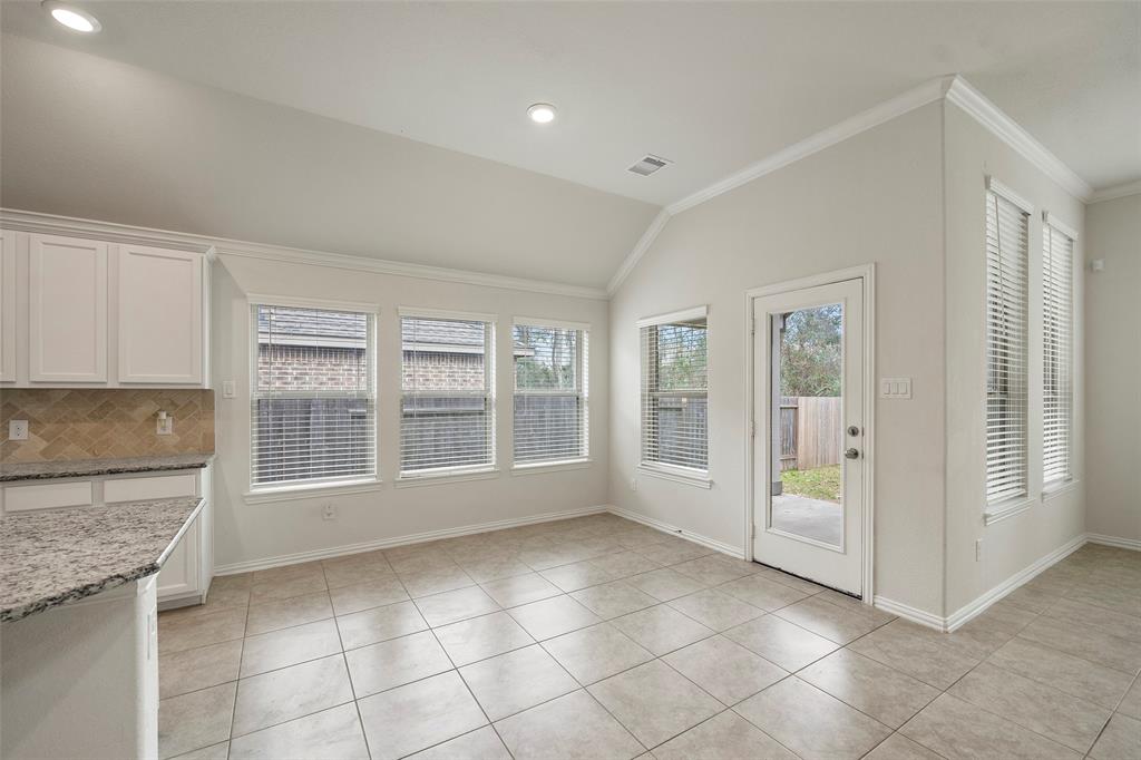 18784 Laurel Hills Drive, New Caney, Texas image 10