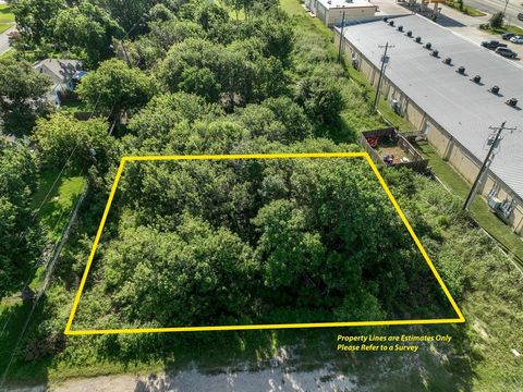Photo of 0 Lot 17 And Lot 18 Block 50, Texas City, TX 77590 (MLS # 76582287) Photo of 0 Lot 17 And Lot 18 Block 50, Texas City, TX 77590 (MLS # 76582287)