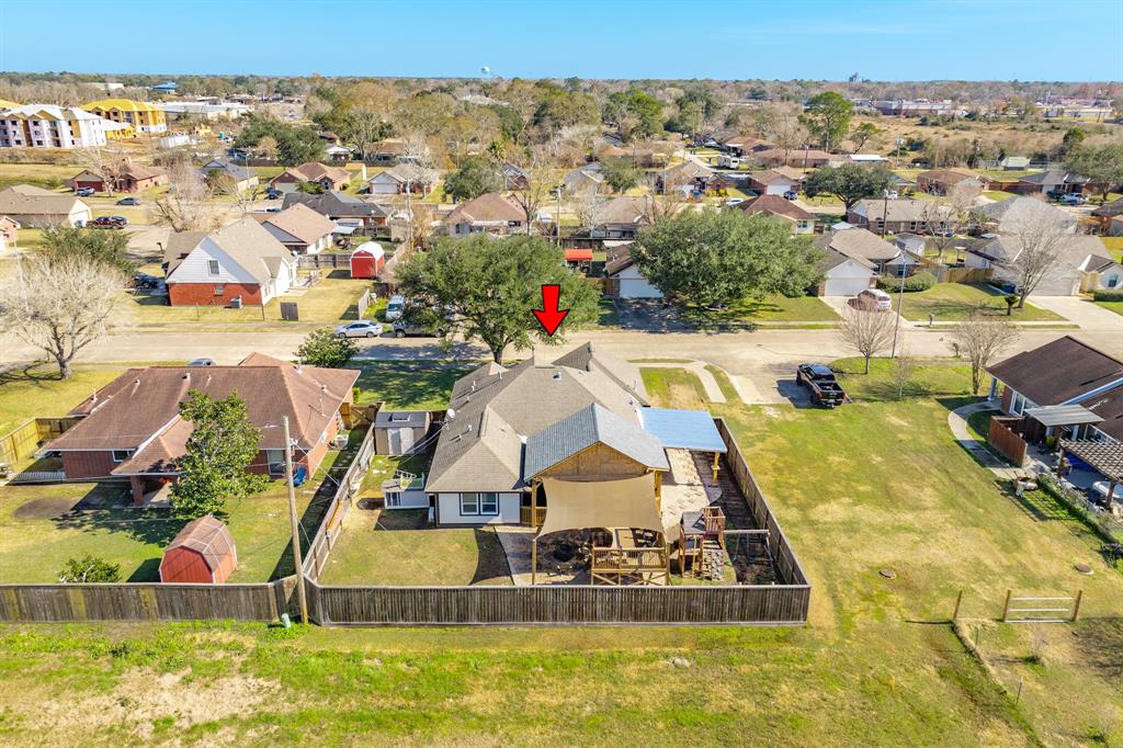 1175 Thomas Drive, Angleton, Texas image 6