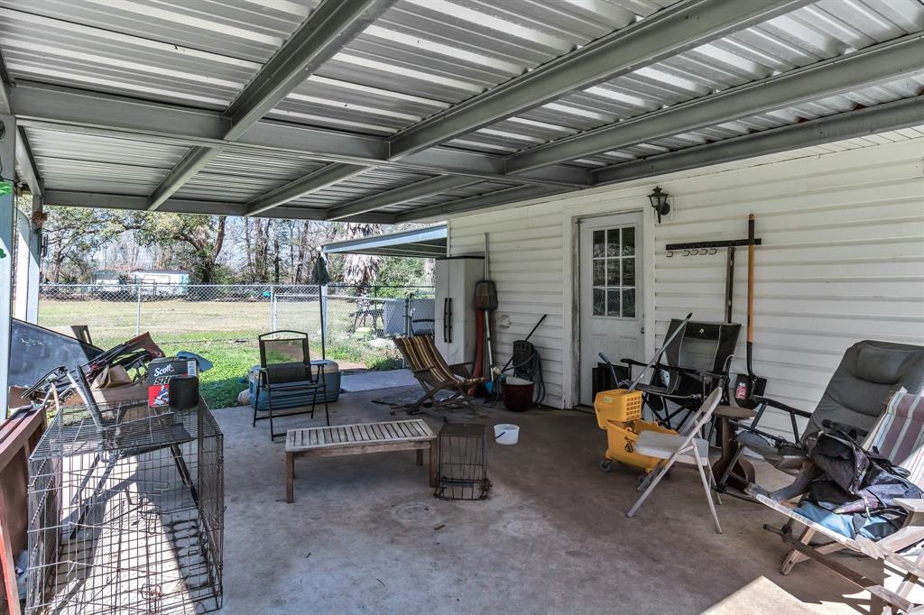 1805 Fox Drive, Vidor, Texas image 5