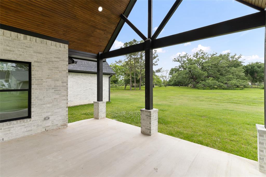 906 S Walker Street, Angleton, Texas image 23