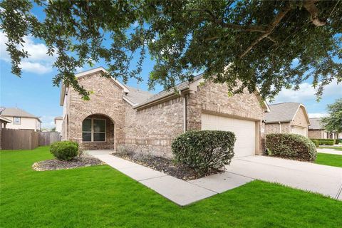 Single Family Residence in Houston TX 1726 Kilmory Court.jpg