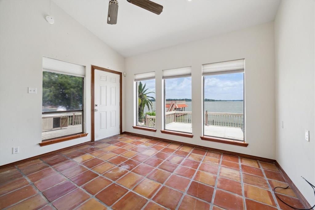 20246 Atascocita Lake Drive, Humble, Texas image 10