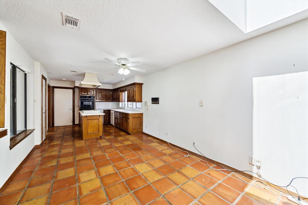 20246 Atascocita Lake Drive, Humble, Texas image 14