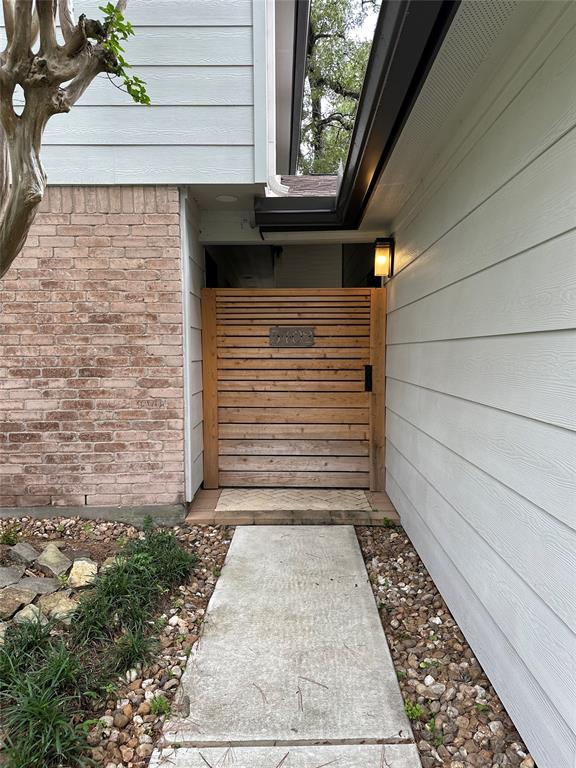 3402 Laurel Crest Court, Houston, Texas image 1