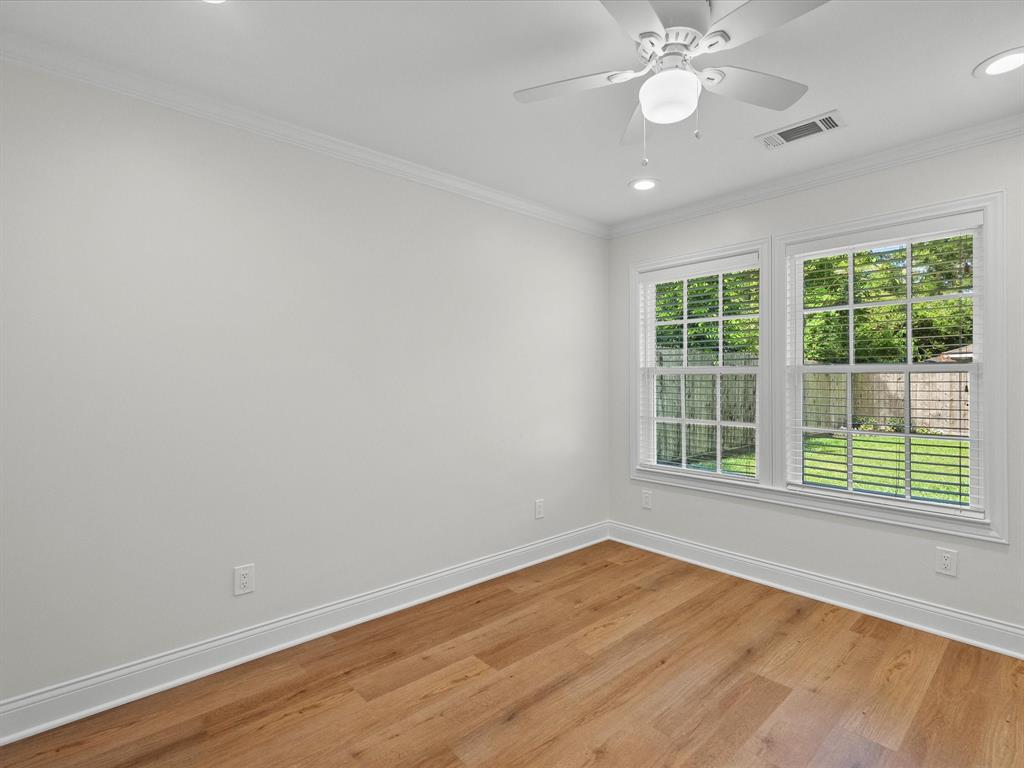 305 County Park Drive, League City, Texas image 11