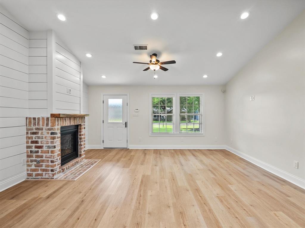 305 County Park Drive, League City, Texas image 5