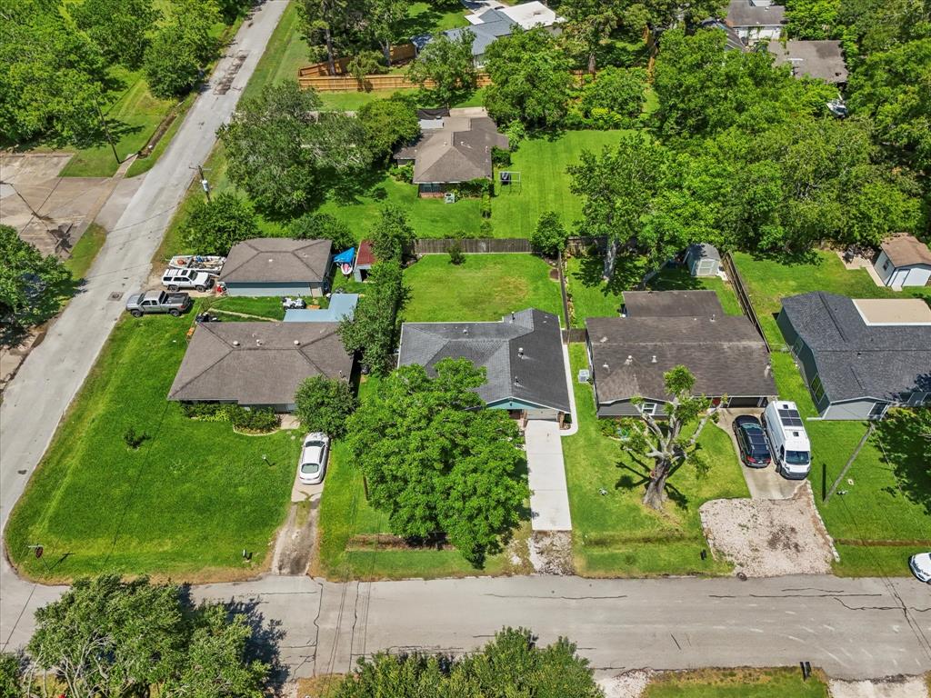 305 County Park Drive, League City, Texas image 27