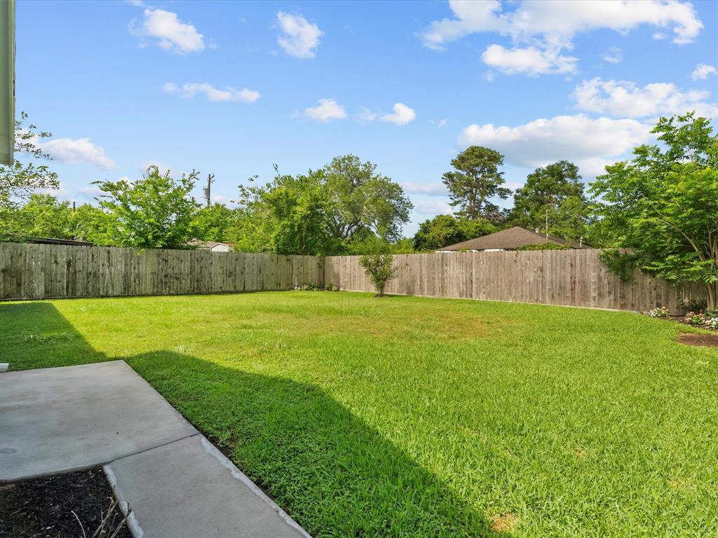 305 County Park Drive, League City, Texas image 24