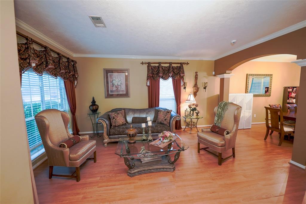 6019 Spanish Oak Drive, Pasadena, Texas image 3