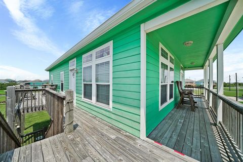 A home in Crystal Beach